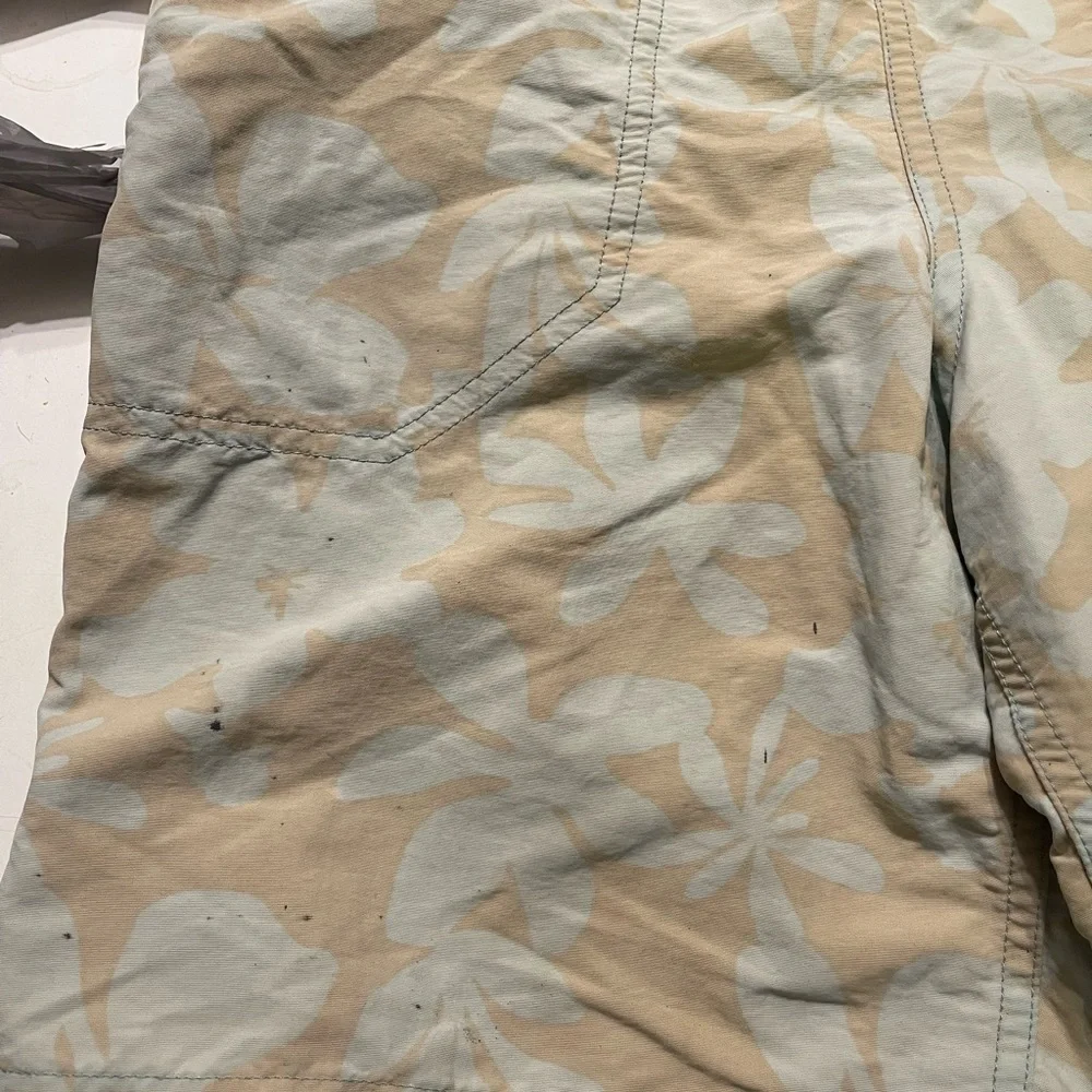 Patagonia Boys XL Floral Swim Shorts Flawed